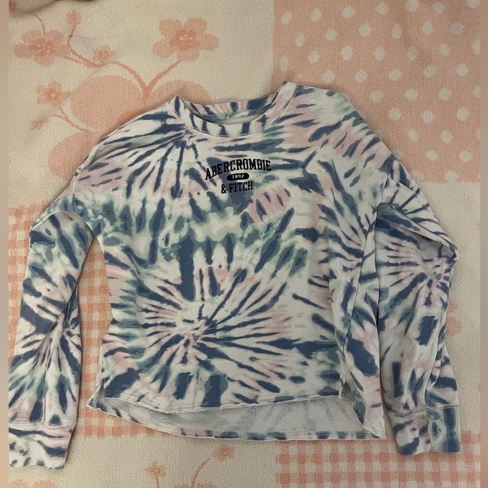 Abercrombie & Fitch Kide Crewneck Sweater